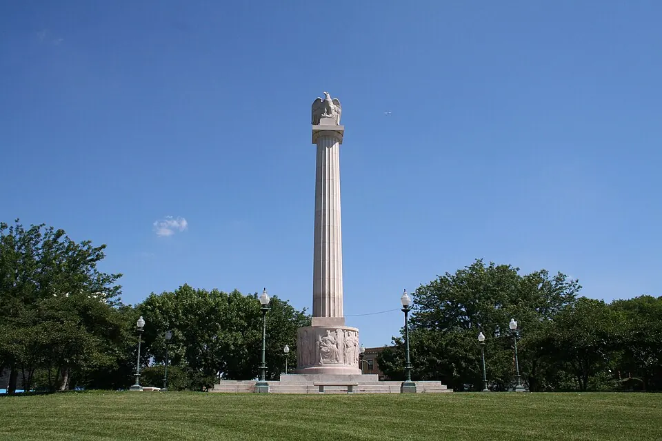 The Illinois Centennial Monument column in Logan Square
